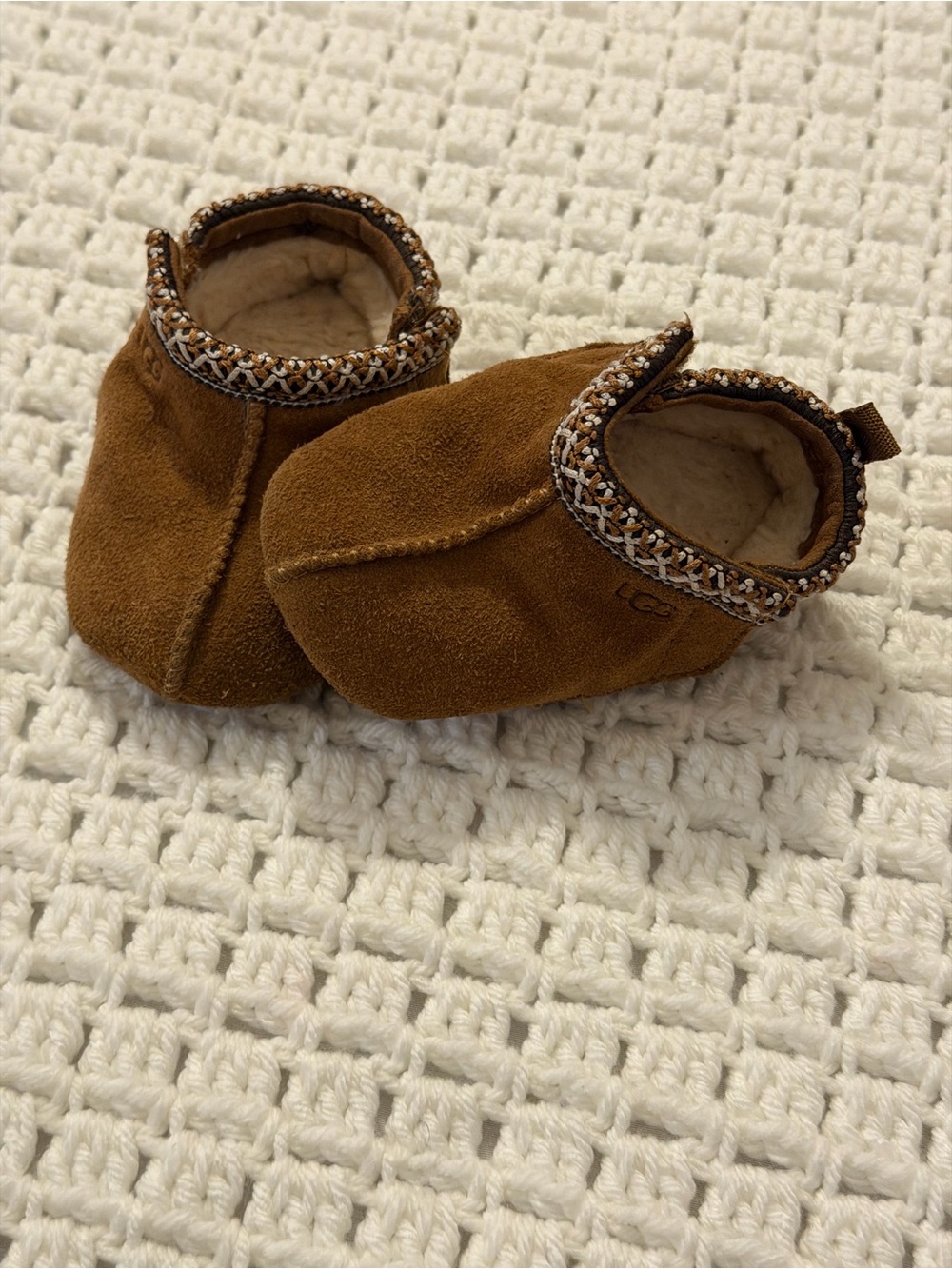 UGG Baby Chestnut Sheepskin Tasman Clog Slipper Crib Shoes - Chestnut